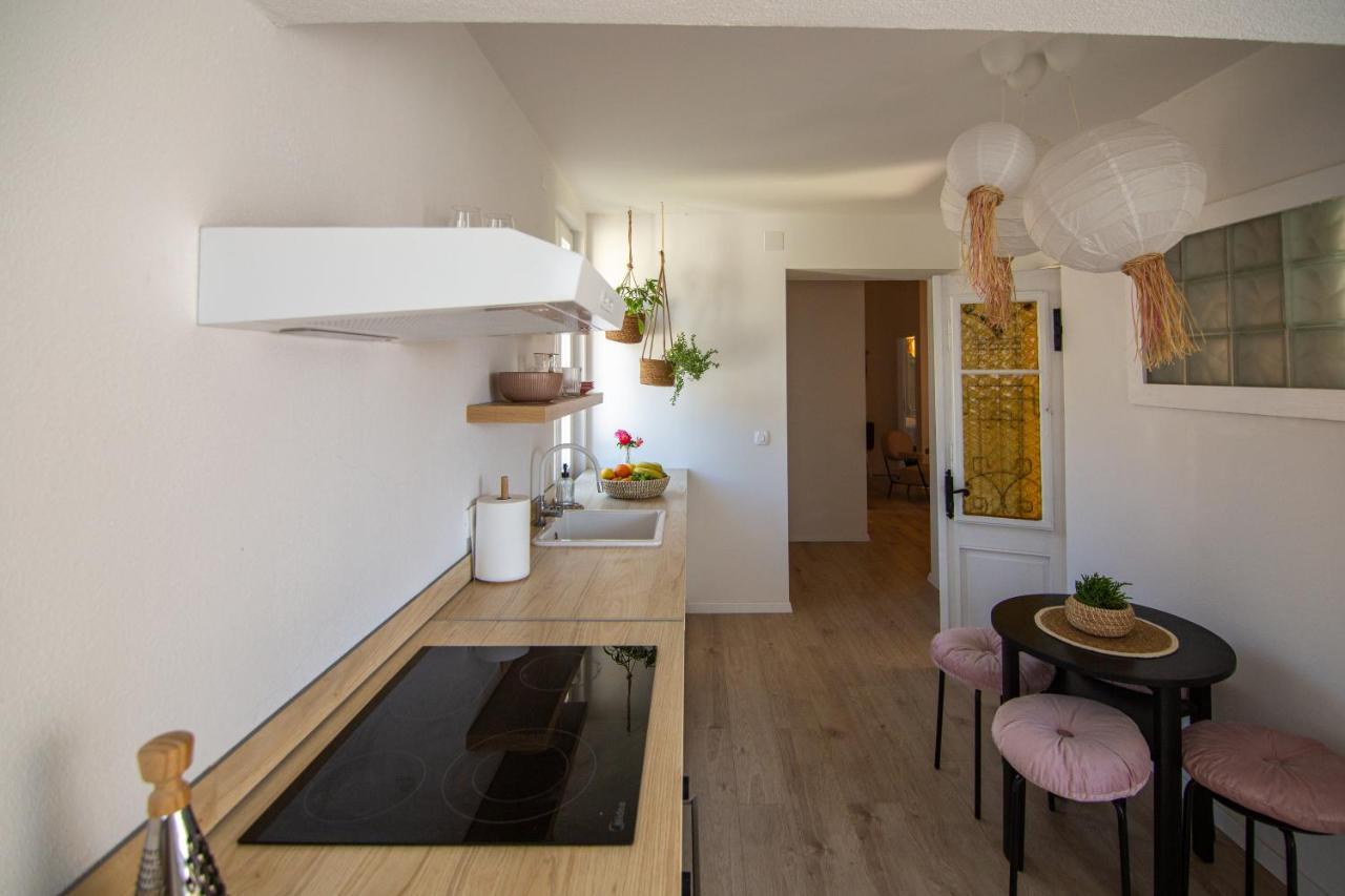 Mali Raj Apartment Komiza