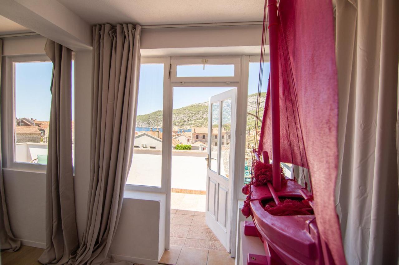 Apartment Mali Raj